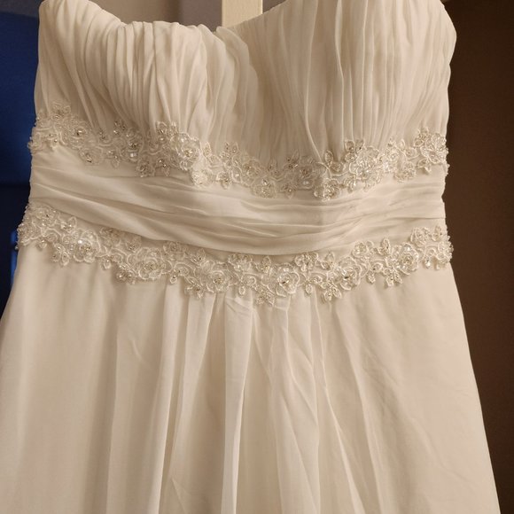 Wedding dress - Picture 5 of 5